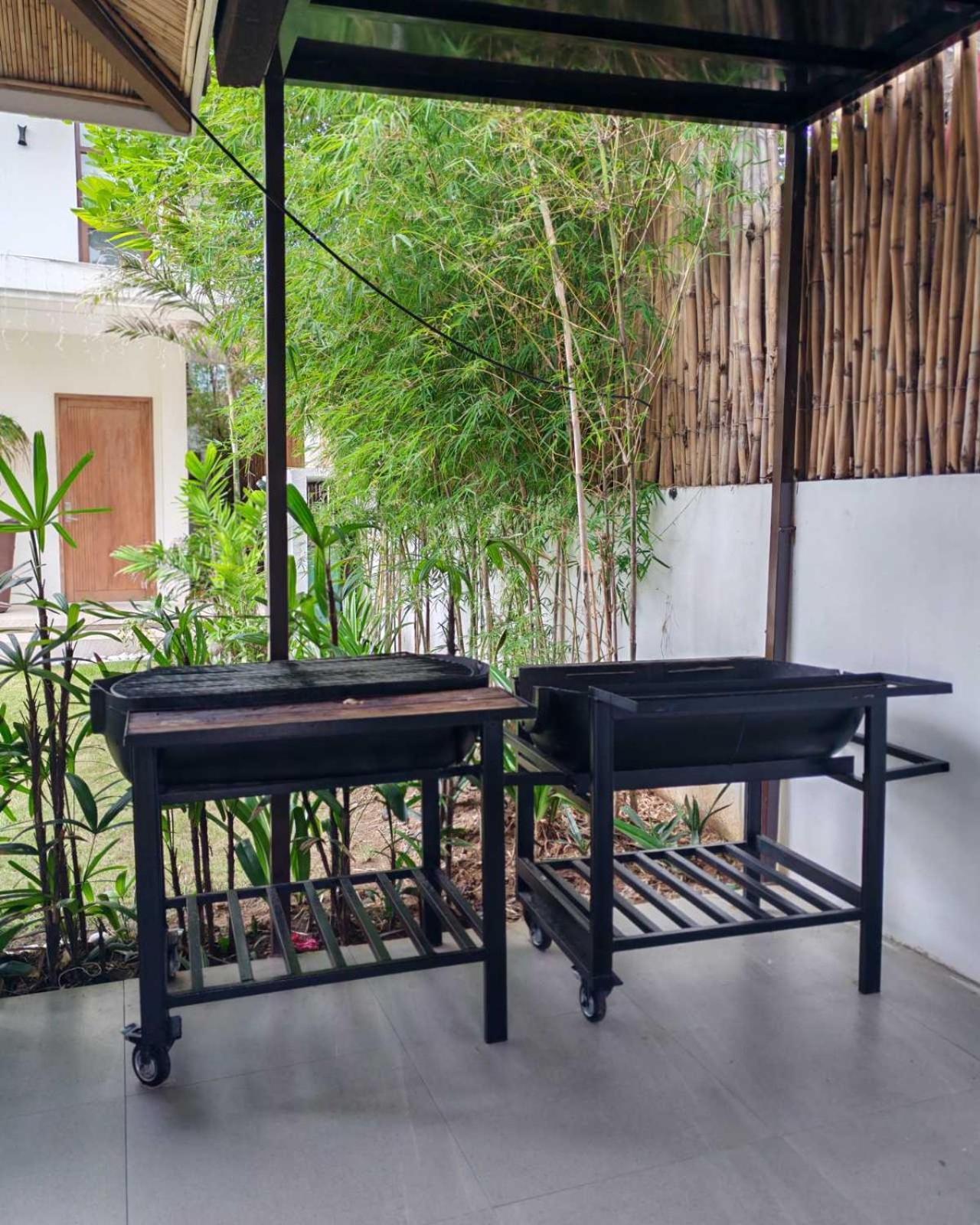 Seabliss Beach Resort Lian Bagian luar foto